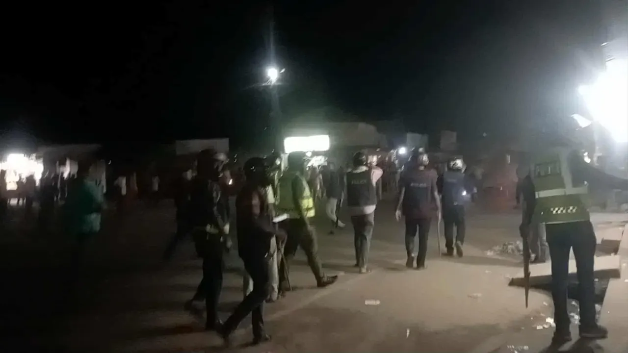 A clash between two lovers over a girlfriend, then...