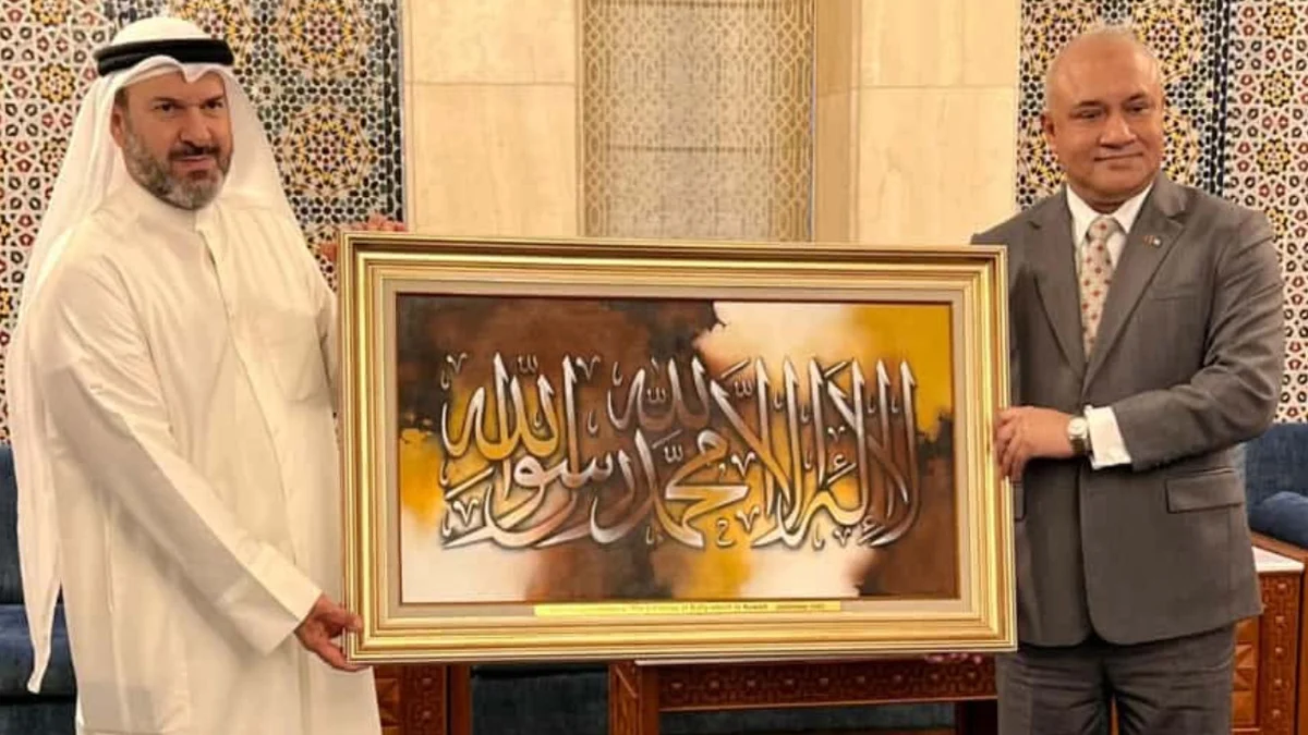 Bangladeshi artist's calligraphy found a place in kuwait's grand mosque