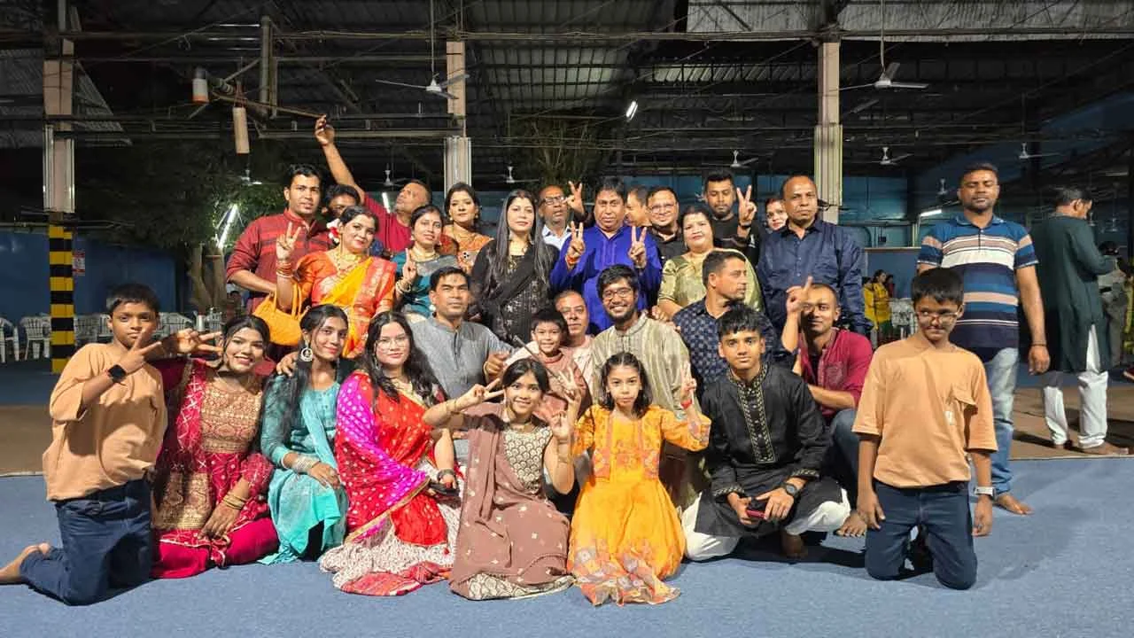 Durga puja concludes with idol immersion in oman