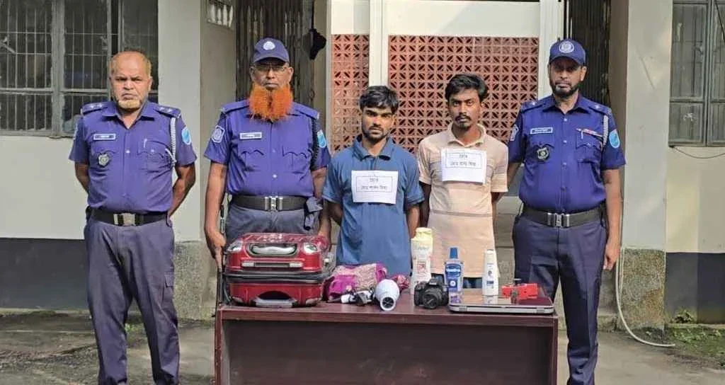 Two arrested in expatriate home burglary