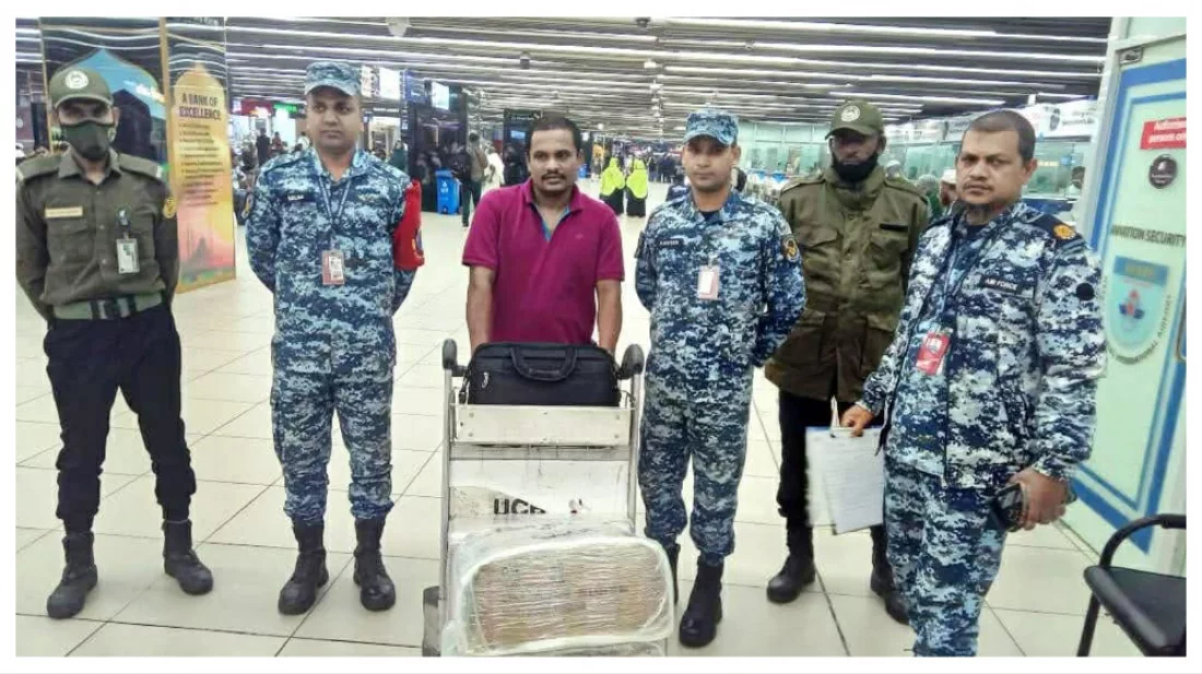 Passenger arrested in connection with luggage theft at airport