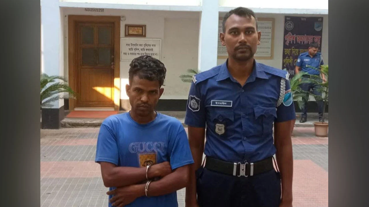 Son hacks father to death for having an affair with his wife