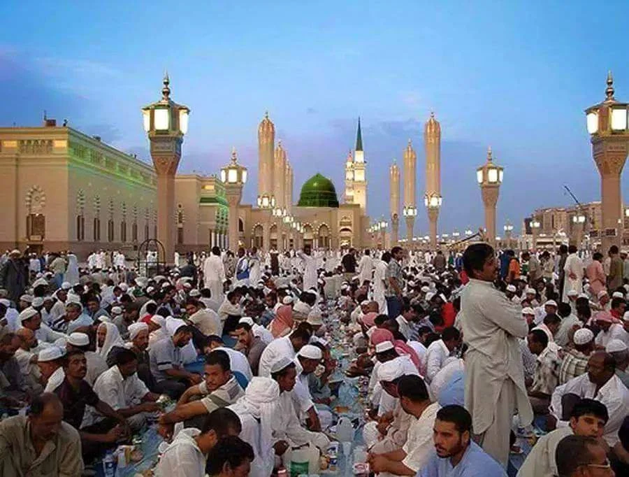 Applications open for iftar at Sajid e Nabawi