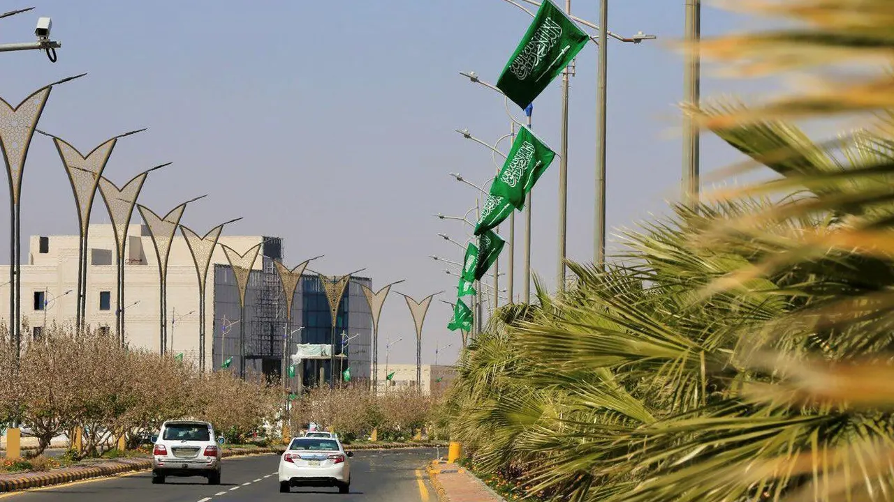 Saudi Arabia arrests 116 government officials in crackdown