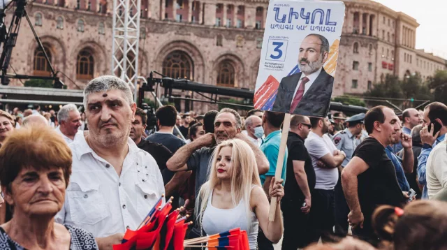 F64cfa2c99de266cae2ca4cb83987992 698415c899897