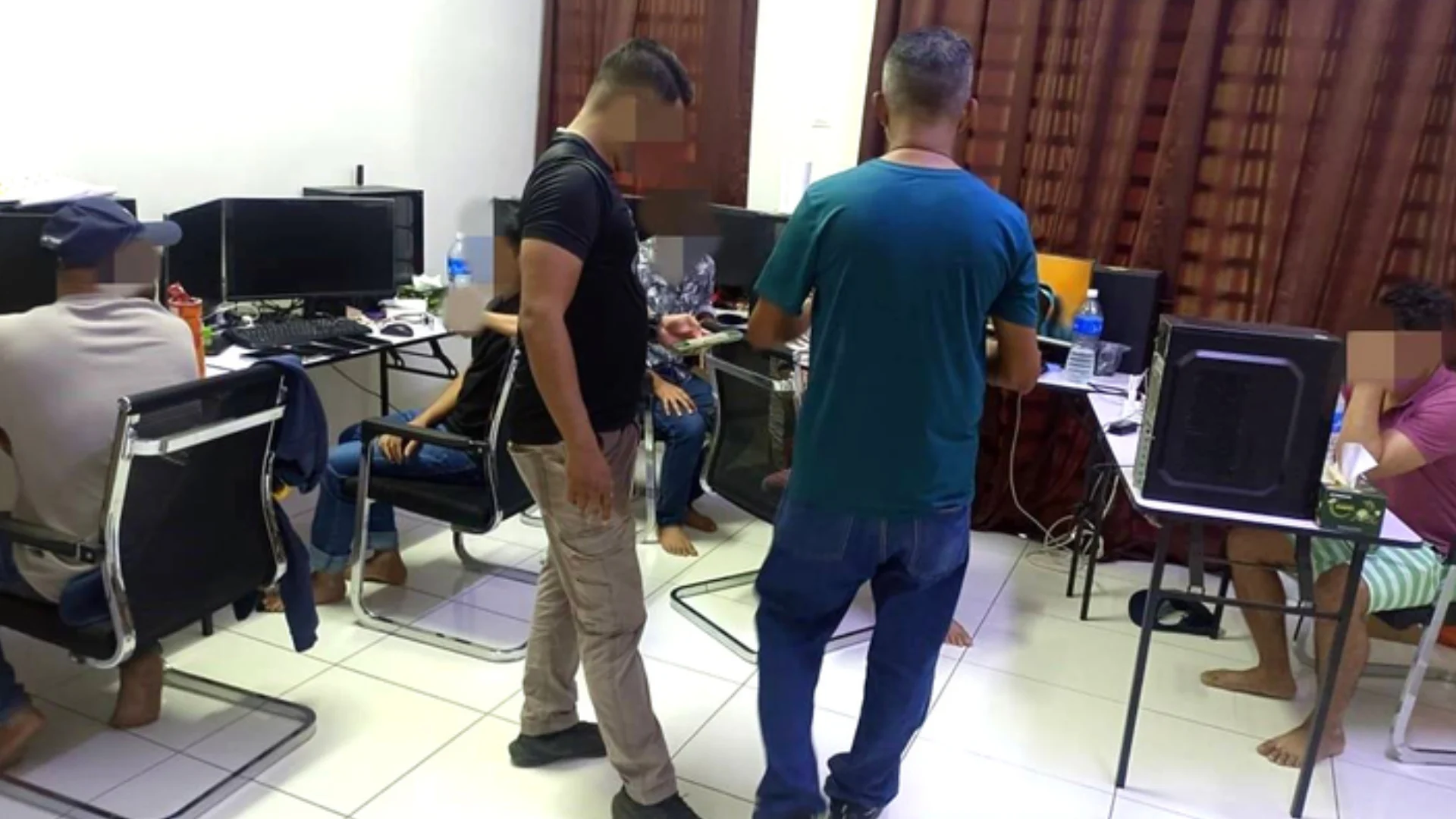 305f08792741cd8aeed784dda6f14a22463ddd5bd555e401 (1)