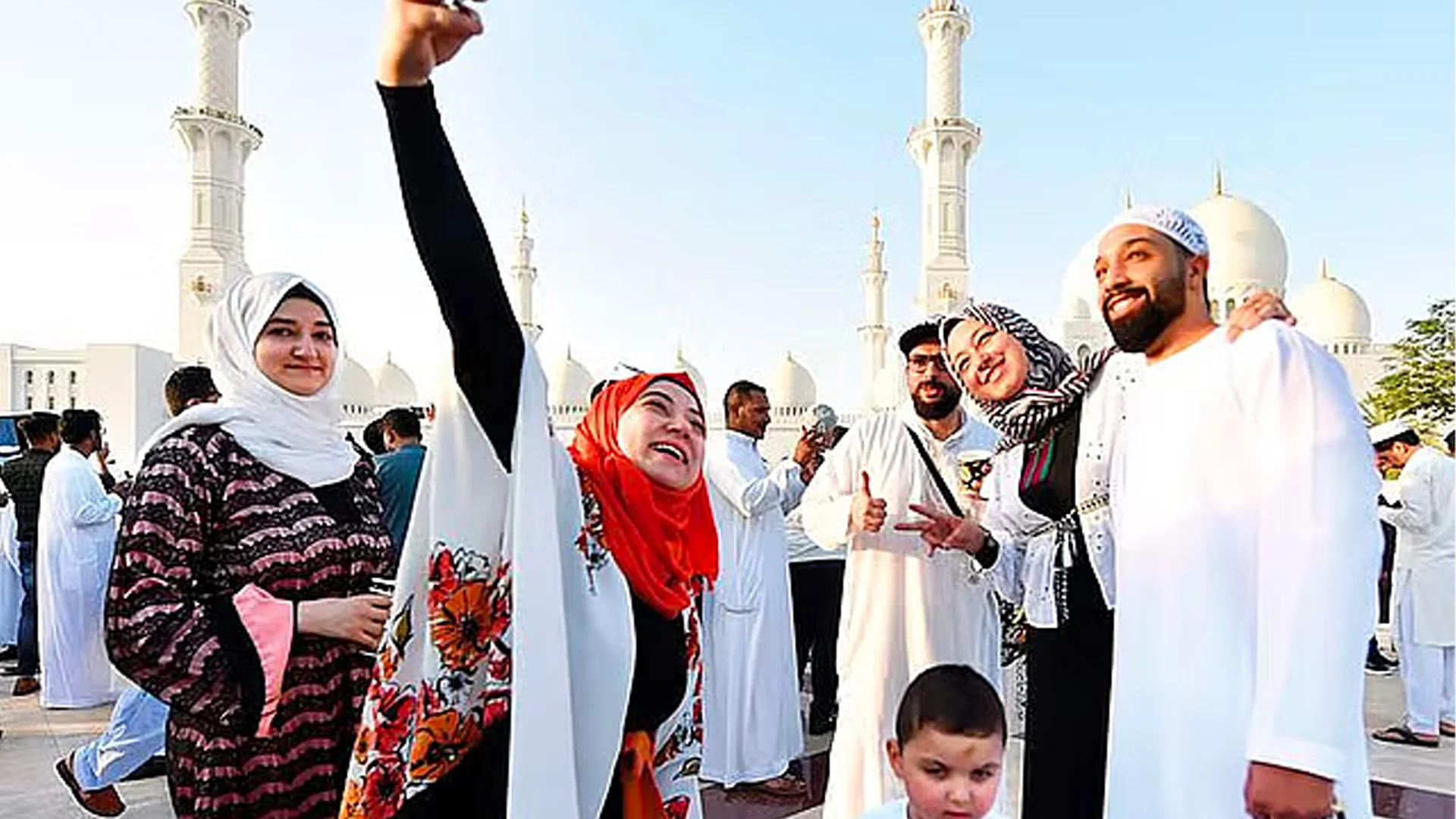 7a08cfc5648938ec94e81c60650aad79afd41aaf3b32e50c (1)