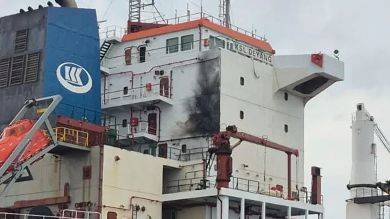 Chinese vessel attacked by russia