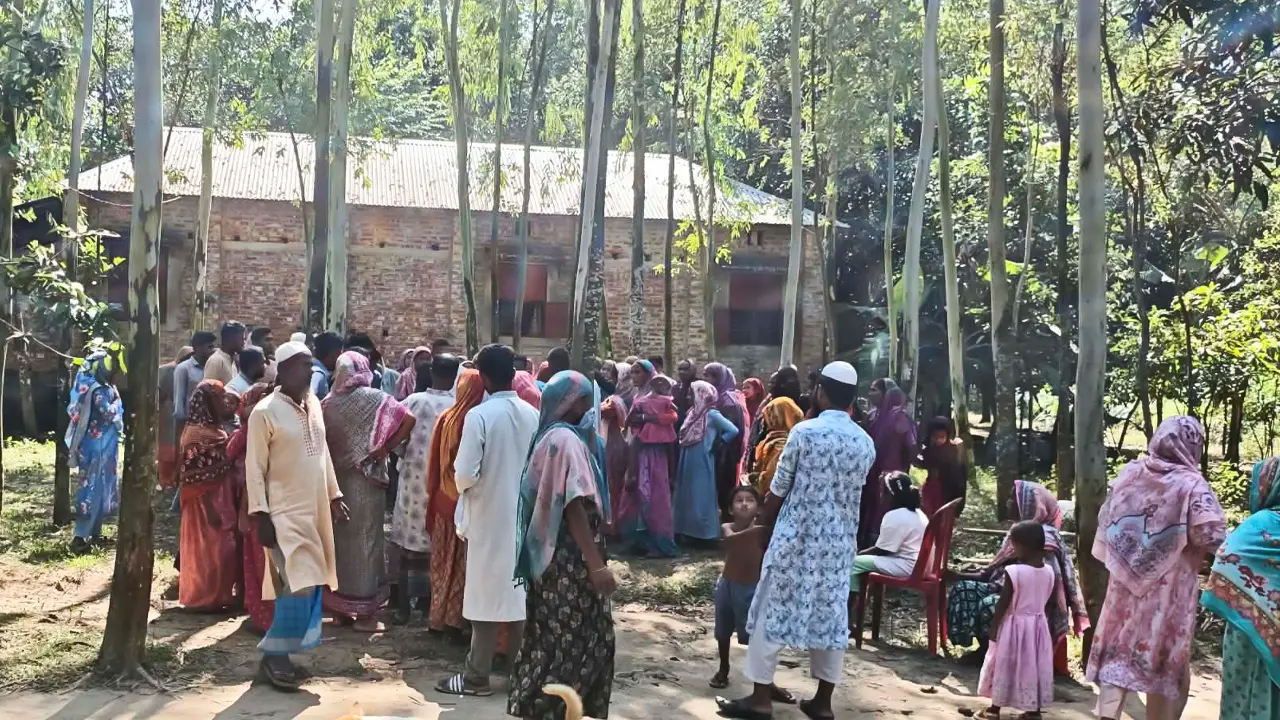 Gaibandha babar lash uthone
