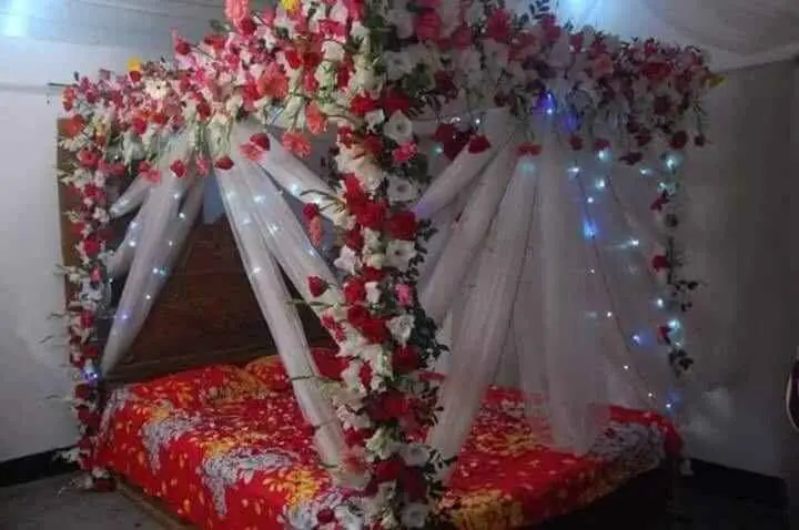 বাসরঘর 4c084436 e30a 4ab0 a108 d7f65725762e 01a9b745 e426 4253 b19e e16ddbd88649 cmprsd